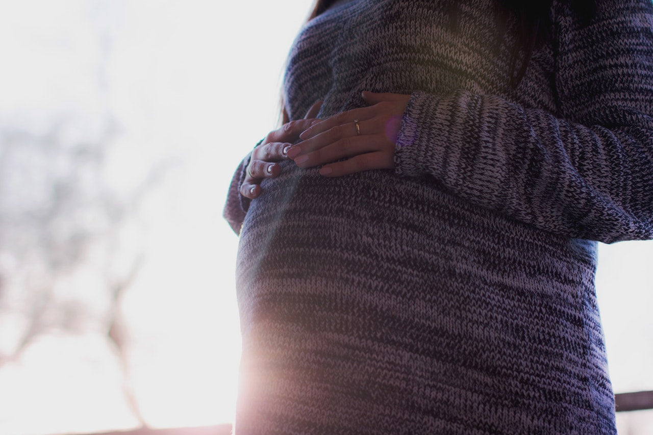 Birth Centers are Turning to Aromatherapy for Maternal Comfort Care